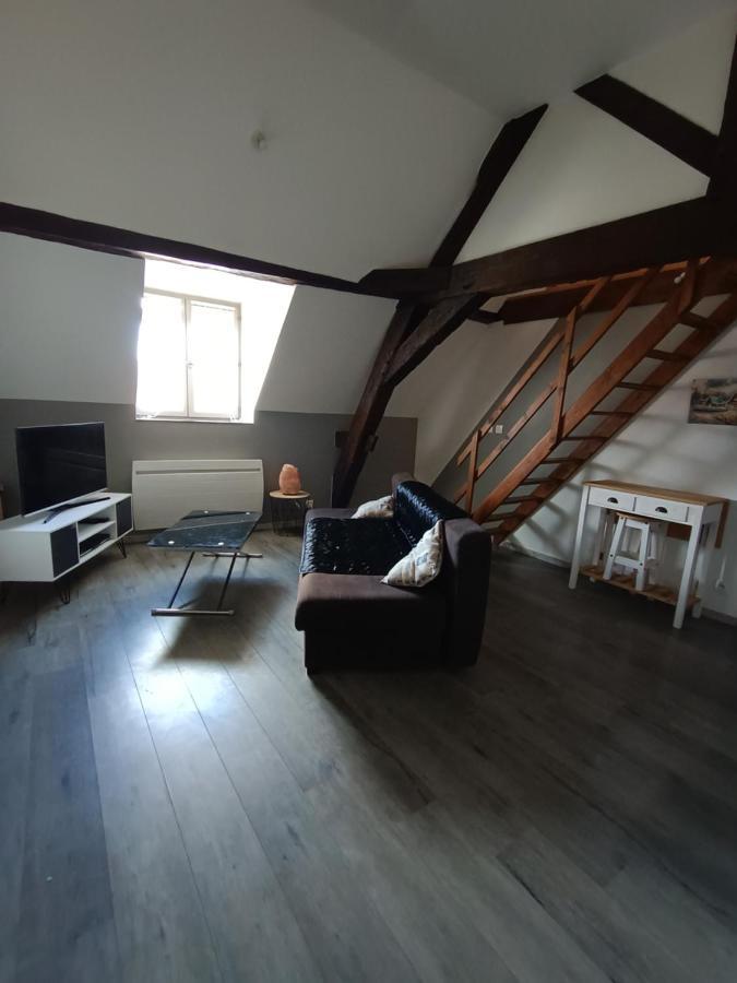 Grand Appartement Chaleureux Mirebeau-sur-Beze Dış mekan fotoğraf